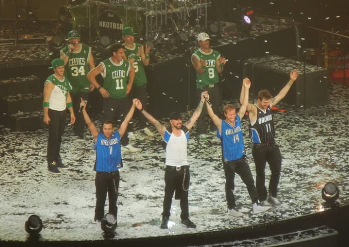 NKOTBSB 2011 New Kids On The Block and Backstreet Boys - Photo by Jon Nieves (Carissa's hubby and also a BSB fan even though he'll deny it)