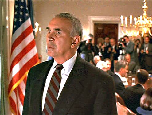 Frank Langella at his malevolent best as White House Chief of Staff Bob Alexander. Dave Kovic - his would-be presidential stooge - is sat just behind his left shoulder