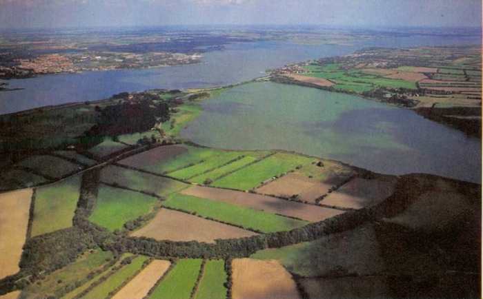 The Hedeby site still shows the town boundary on its landward (western) side