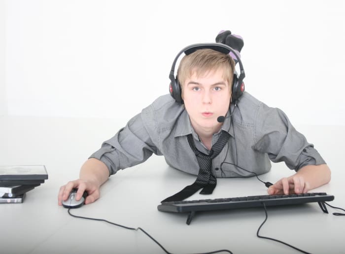 Get a grip over your boyfriend or husbands gaming habits before they ruin your relationship.