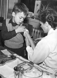 History of Polio and the Polio Vaccine for Kids - HubPages