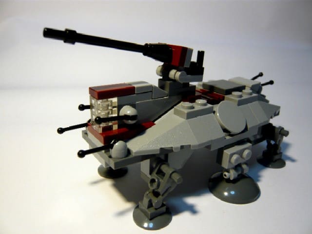 SDCC 2009 LEGO Star Wars Republic Dropship & AT-TE comcon10 AT-TE Assembled