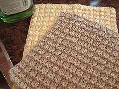 Fun to knit textured dishcloth using worsted=weight yarn..And the pattern is Free at : http://leahmichelledesigns.com/free-patterns/boxy-dishcloth/