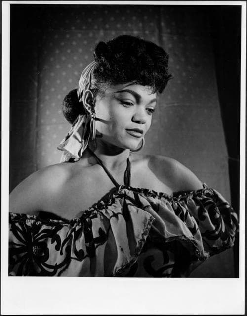 Eartha Kitt gives Katherine Dunham all of the credit for her career and allowing her to find greatness within herself.