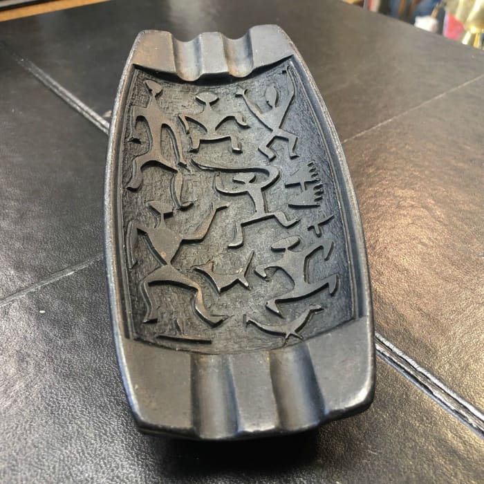 Mid Century Modern Coco Joe's Lava Ashtray Hawaiian Dancers & Symbols. Beautiful Polynesian style ashtray made of lave from Hawaii.