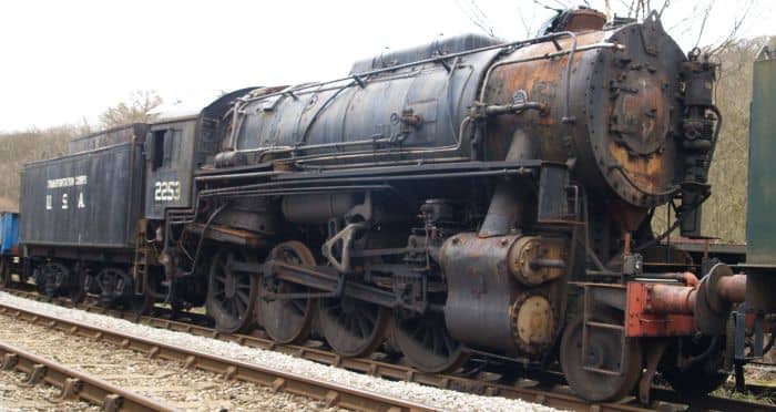 One hundred and sixty-eight US Baldwin 2-8-0 tender engines were loaned to the LNER until needed on the Continent