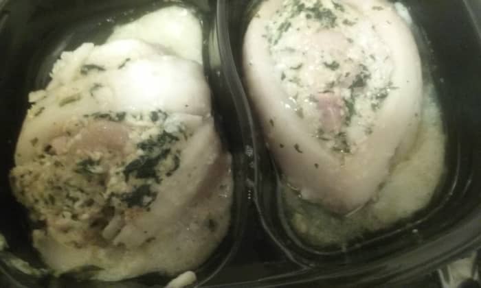 QUALITY FOOD BRAND STUFFED FLOUNDER - An easy and delicious oven baked dinner meal. This Quality Food Brand Stuffed Flounder is frozen fish found in the frozen food aisle of supermarkets such as Food Lion. You can easily bake this fish.