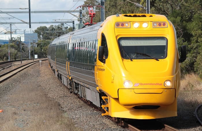 Tilt Train: by QRtrains - Own work, CC BY-SA 4.0, https://commons.wikimedia.org/w/index.php?curid=61240928