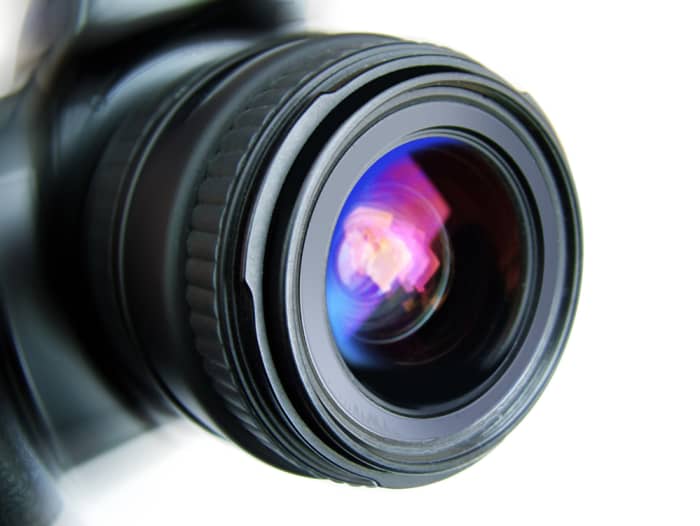The digital camera is one of the greatest electronic inventions of the 21st century.