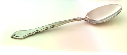 A simple spoon can do so much for puffy eyes!