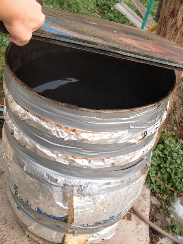 ...an "ultimate" type scalder, made from a 50-gallon drum which is wrapped in insulation and fitted with a hot-water heater element on the bottom. It takes overnight to heat, but holds heat well.
