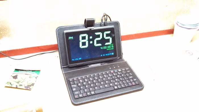 I Needed a Clock for My Shop, So I Downloaded a Free App for my Cheap Android Tablet