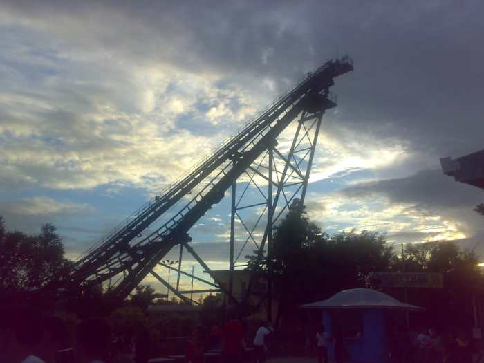 My photograph of one of the ends of the Space Shuttle in the Enchanted Kingdom, which is located in Laguna, Philippines. Avoid carrying your things inside!