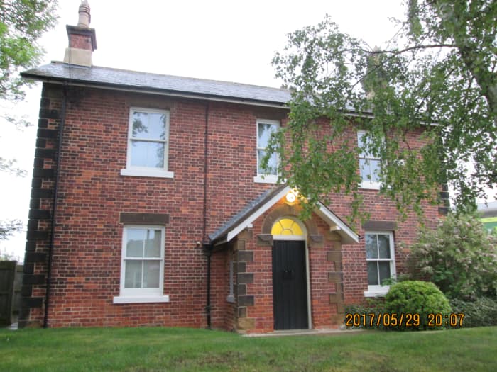 The station house in close-up. This would be where the station master and his family lived, possibly also a young porter-signalman in a spare bedroom.