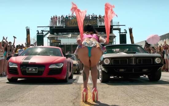 It's scenes like this that made me wonder if James Wan must've channeled his inner Michael Bay to direct this movie.