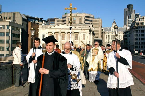 The party of people who represent the City of London meet mid-bridge with those who represent Southwark