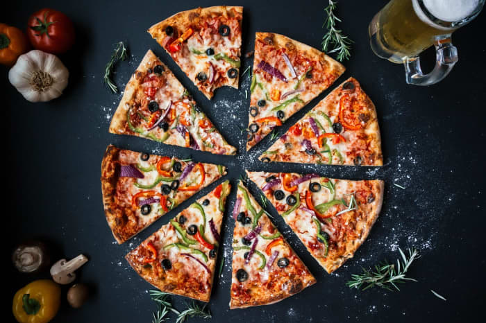 Kendra Wilkinson doesn't care if the ingredients and pizza are better; she's not eating Papa John's.