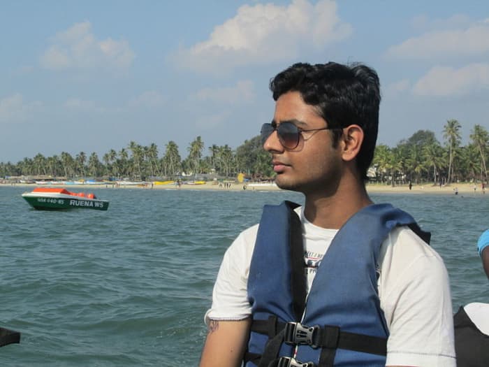 Swaying palms, white sands and sparkling waters: the three essential elements of Colva beach.