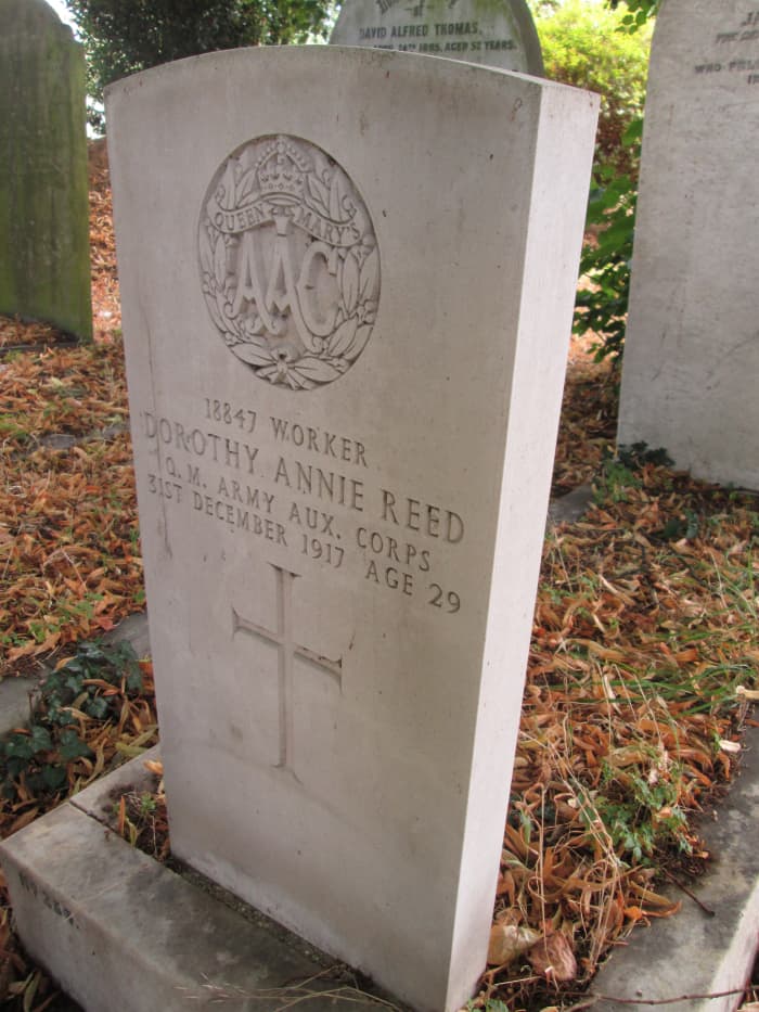 You don't see much of these graves, of members of the Army Auxiliary Corps in WWI. Described as 'worker', Dorothy Annie Reed isn't easy to find, hidden away behind overgrown areas festooned with weeds... Not as bad as some but deserving of respect