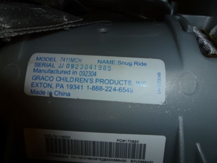 The date of manufacture on this car seat is listed as 092304, or September 23, 2004. Click to enlarge.