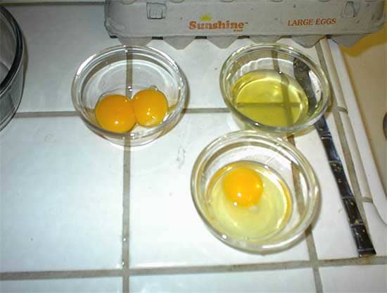 Here's how I separate the whites from the yolks. See details instructions to the left.