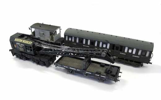 The complete Engineers Train with the Dapol Crane (above), plate wagon, modified Ian Kirk Quad Art body and Dapol Brake Van - a repainted Chivers Fineline 4 wheel pigeon van has been added since as a tool packing van