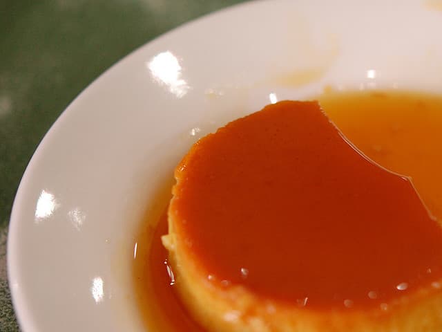 The secret of getting the most out of every bite of Leche Flan is out!