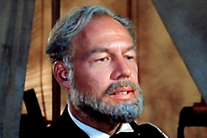 George Kennedy is Colonel Fairchild. Perhaps his role is rather too brief to be seriously considered, but Kennedy's performance is, in my opinion, of Oscar standard