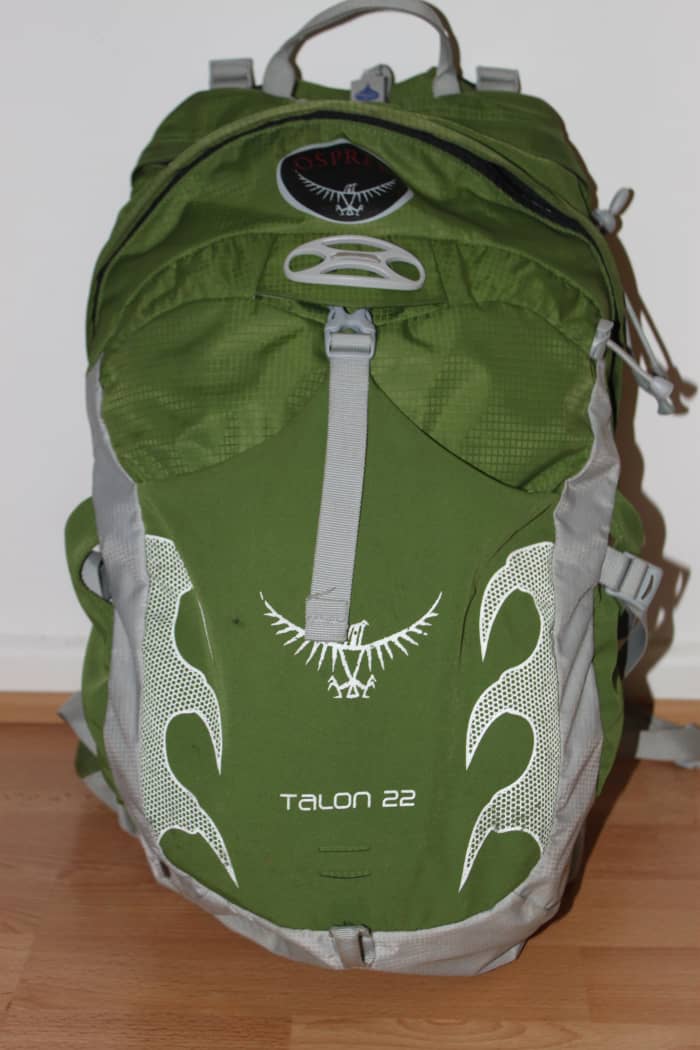 The Talon 22 features a front lycra panel with reflective piping for ease of storing items