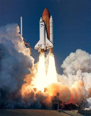 The History of Rockets-From the Fireworks to the Moon - HubPages