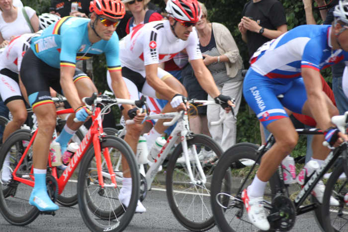 Have you ever experienced wrist pain or numbness from cycling? Pictured Fabian Cancellara and Tom Boonen