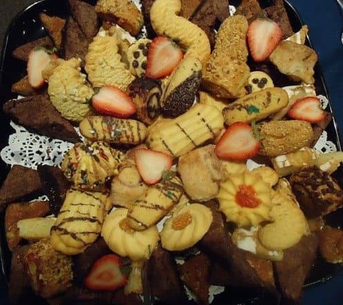 Cookie Tables -- A Wedding Tradition Born in Youngstown - HubPages