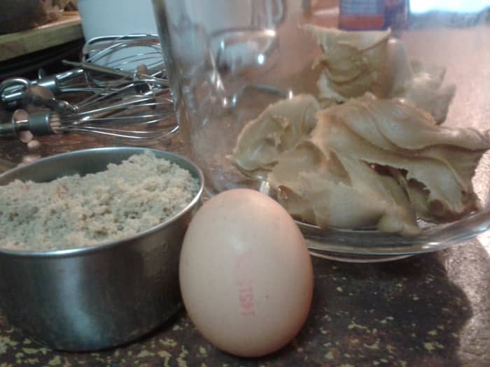 An egg, a cup of brown sugar and a cup of peanut butter is all you need to make these cookies. I used peanut butter with honey for an extra bit of deliciousness.