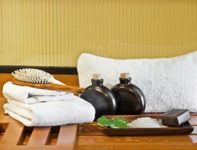 Taking a luxurious bath in the tub is a luxury that most people with a bathtub can afford, but very few people get the time to actually do it.