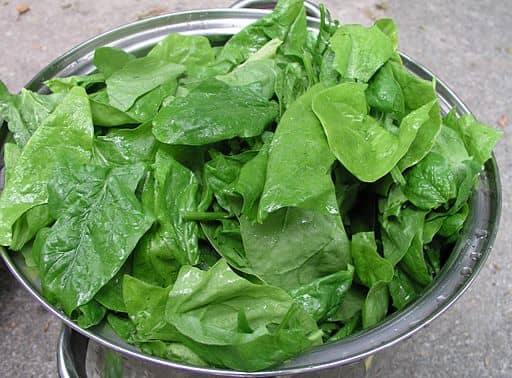 Spinach leaves make a great salad base.