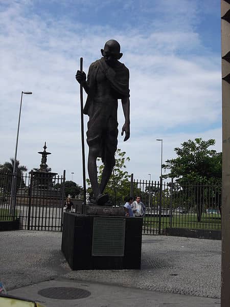 15 Famous Statues of Mahatma Gandhi across the World - HubPages