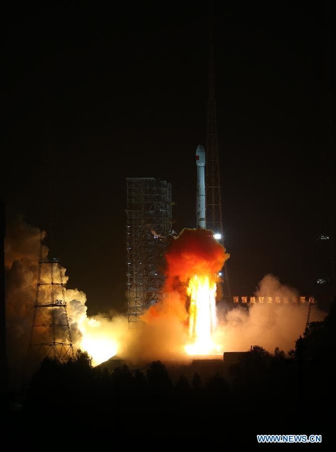 The Long March-3B carrier rocket carrying China's Chang'e-3 lunar probe blasts off from the launch pad at Xichang Satellite Launch Center.