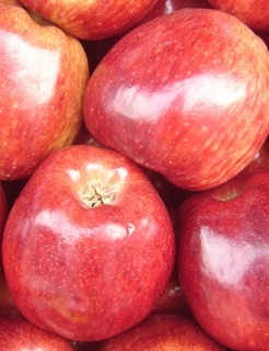 Health Benefits of Apples: Prevention of Diabetes and Eases Digestion