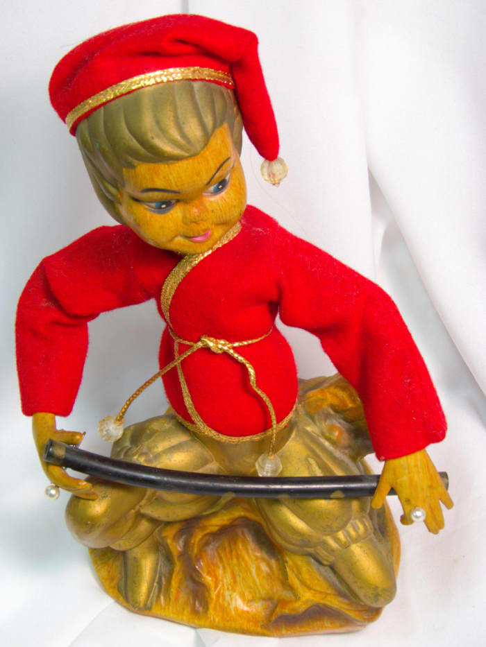 mine loves this elf. Like the legendary being his is noble, wise, and not above a good joke on those who serve him every now and then.