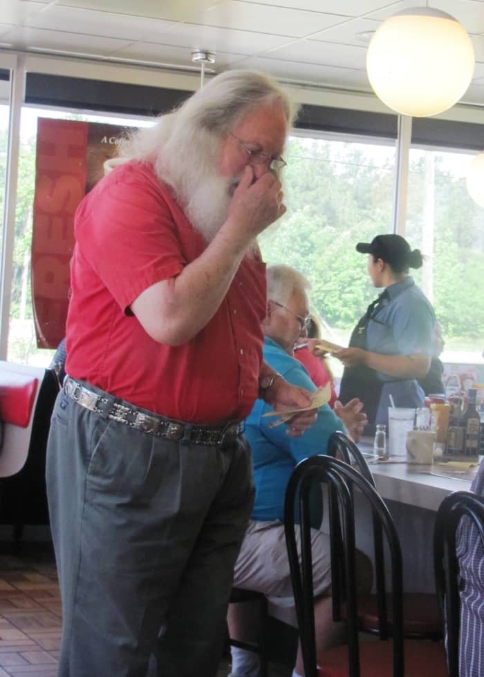 Santa can't even visit Waffle House without being photographed by the paparazzi. The word on the street is that he is looking to retire and move to a warmer location.