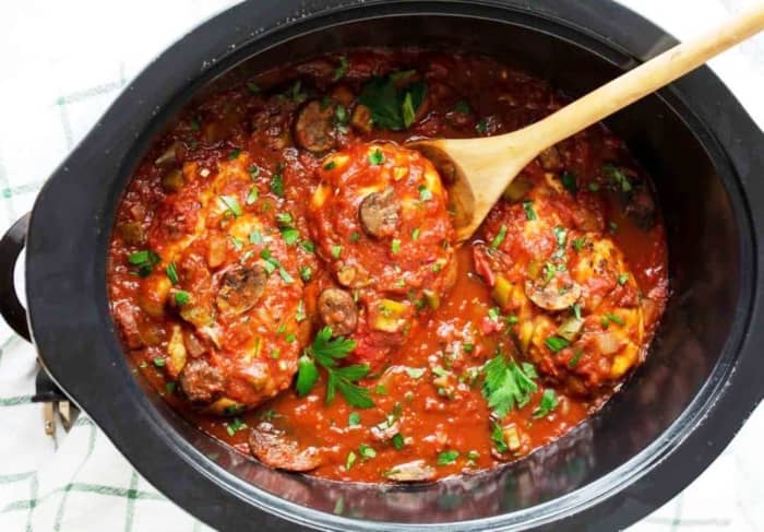 The History of Chicken Cacciatore (and Five Recipes) - Delishably