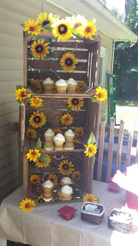 35 Amazing Diy Sunflower Wedding Decorations To Make You Smile Hubpages 8798