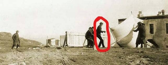 Marconi and crew launching kite with antenna, Signal Hill. The man circled in red is Mr. William Holwell, one of a small group of local men hired by Marconi as helpers, at the rate of $1 a day.