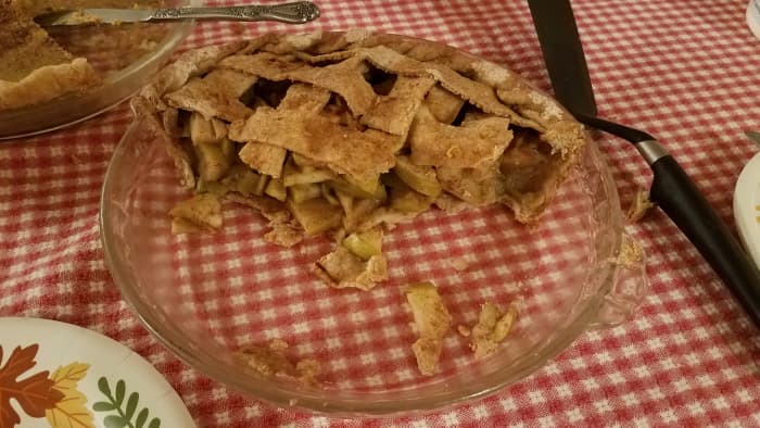 I thought it turned out beautiful, but I hardly had time to get a picture before everyone grabbed some.