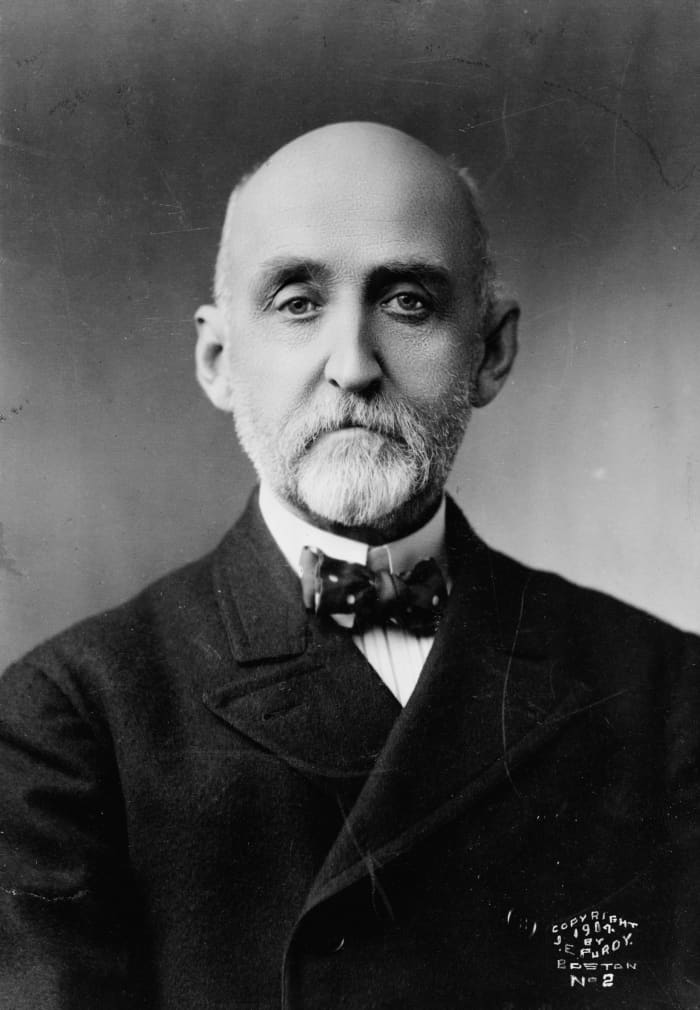 alfred thayer mahan