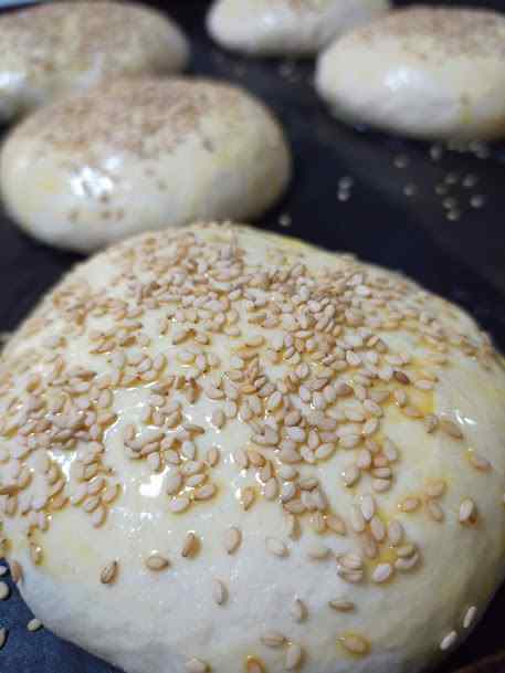 sourdough-burger-buns