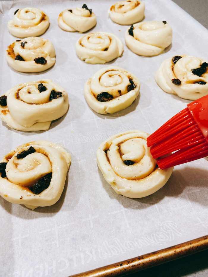 Brush the top of each Danish with egg wash. 