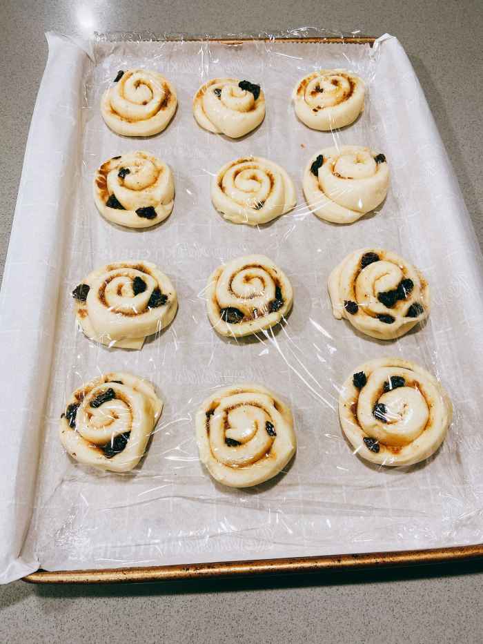 Cover the Danishes loosely with cling wrap and leave them to rise for 90 minutes. 