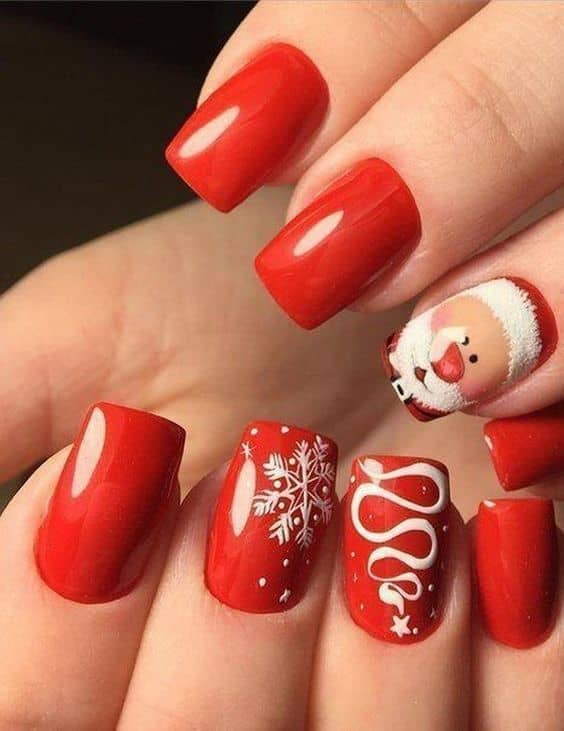 30 Awesome Holiday Nail Designs for Short Nails - Bellatory