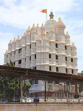 Siddhi Vinayaka Temple, Mumbai. The visitors here include Ministers and Bollywood Film Stars